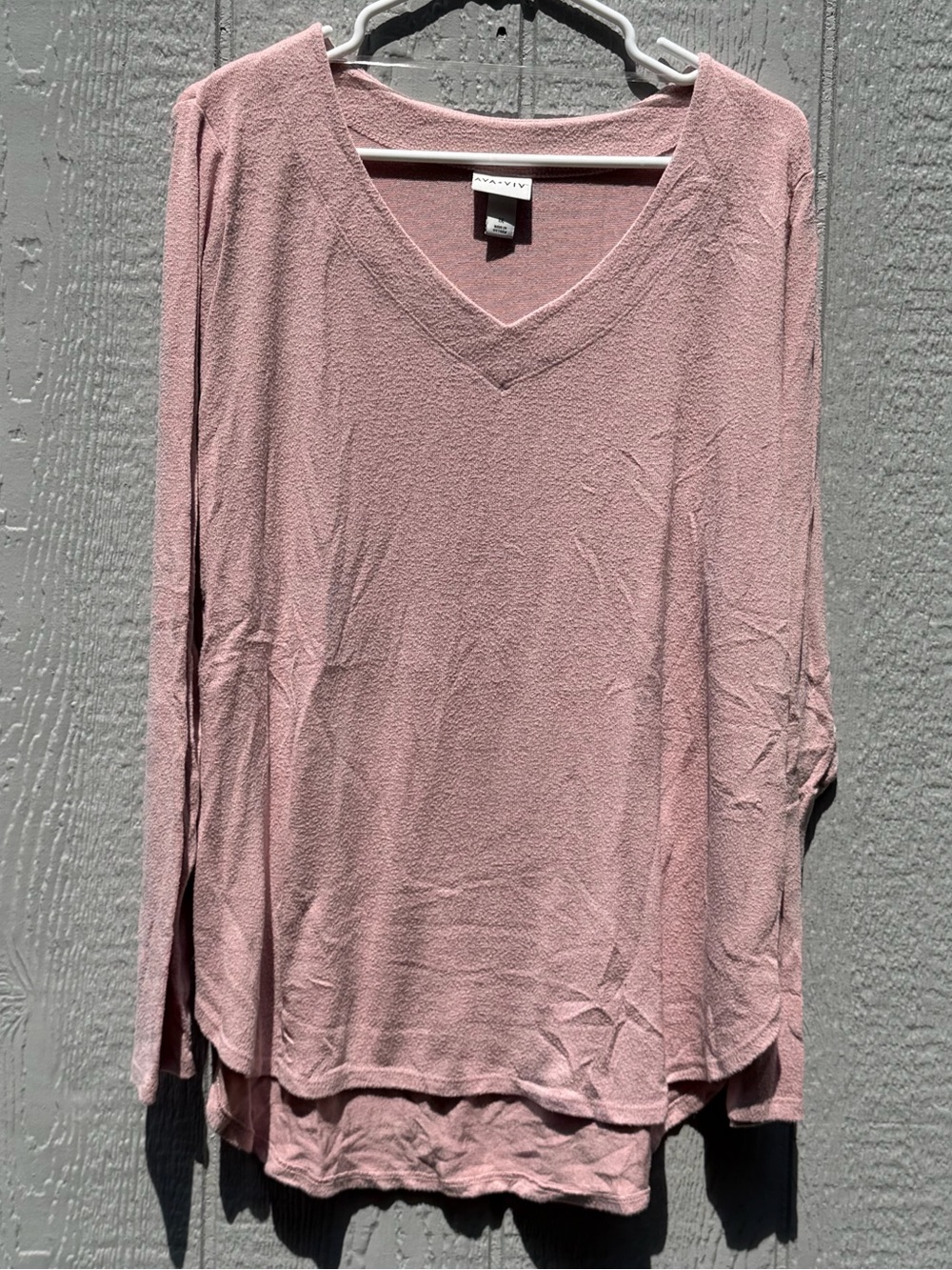 Ava & Viv Dusty Rose V-Neck Long Sleeve Top - Picture 1 of 3